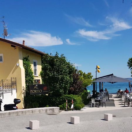 Moniga del GardaGraziosa Al Porto别墅 外观 照片